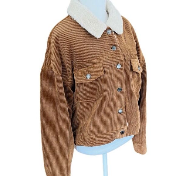 CI SONO tan faux fur lined corduroy button front jacket size M. - Picture 5 of 8